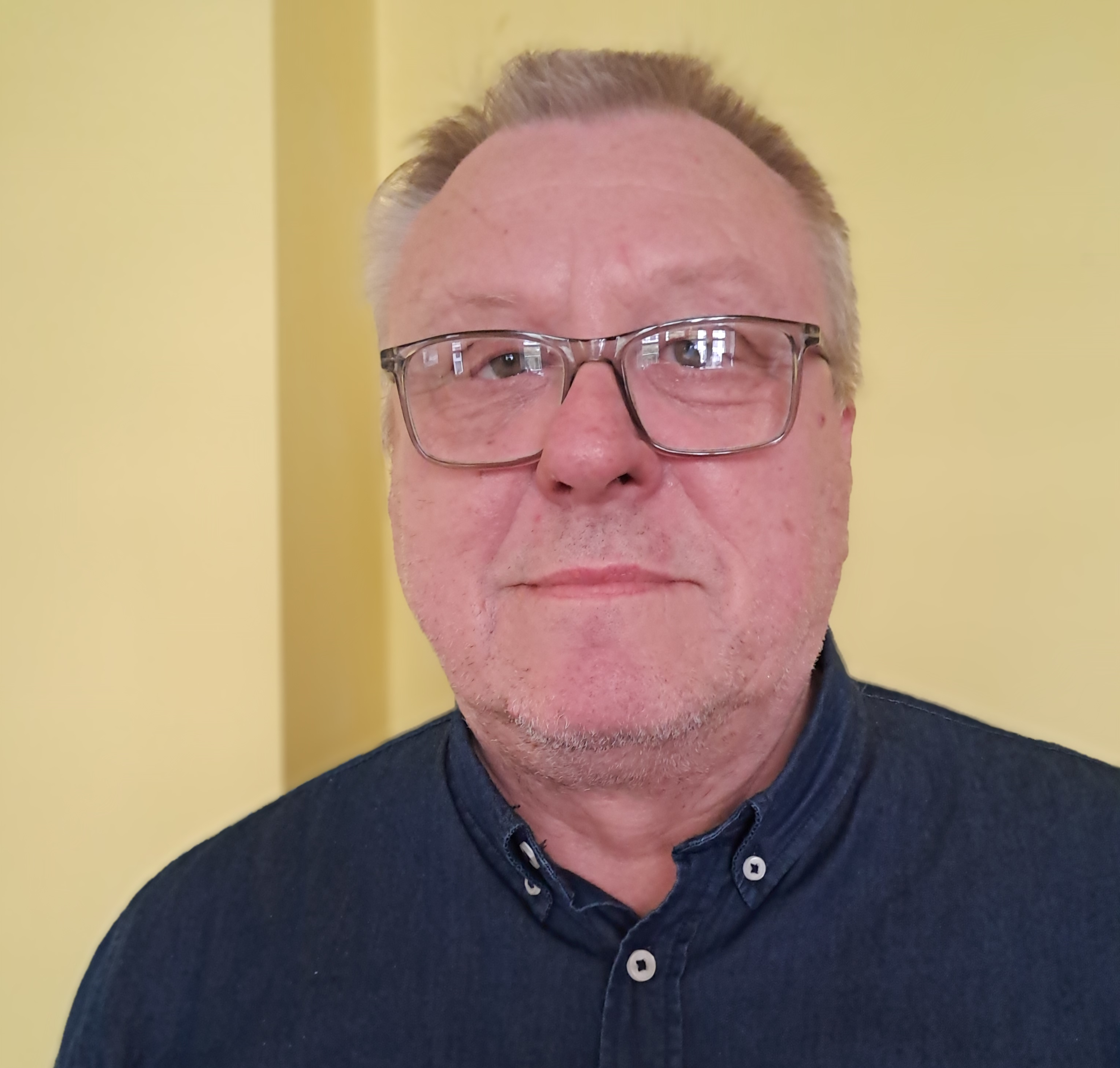 Portrait de Robert Lisiak, consultant Architecte de Confiance Numérique